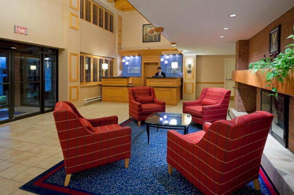 Holiday Inn Express Toronto East - Scarborough By Ihg Dış mekan fotoğraf