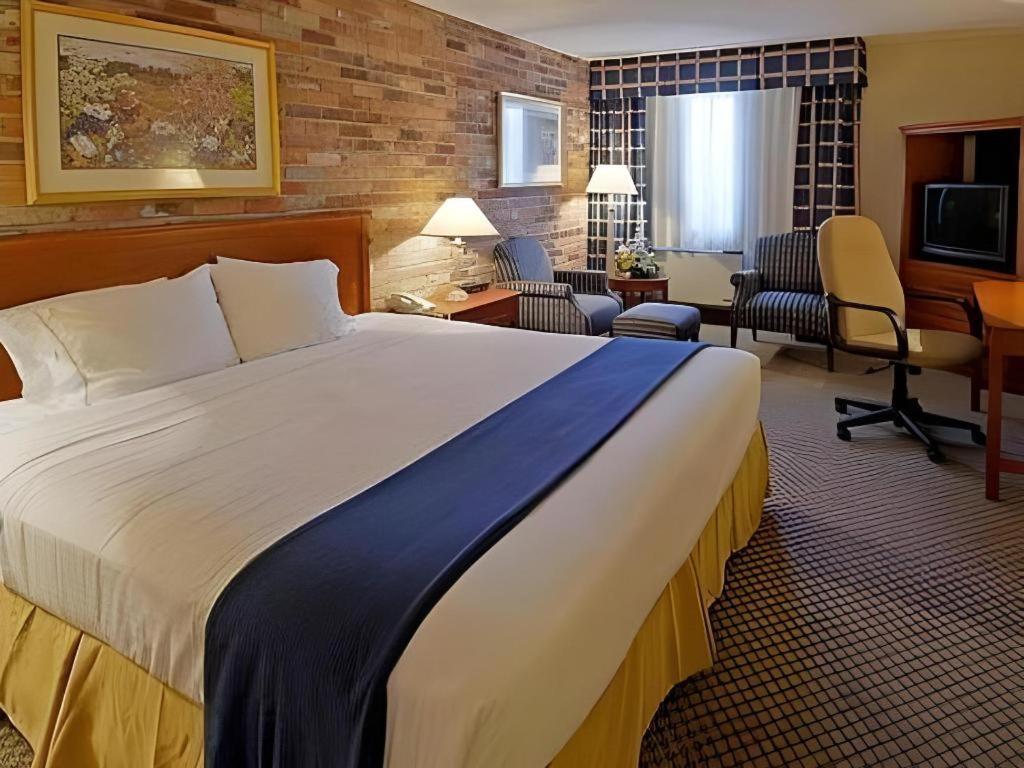 Holiday Inn Express Toronto East - Scarborough By Ihg Dış mekan fotoğraf