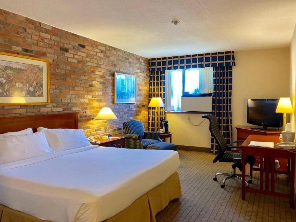 Holiday Inn Express Toronto East - Scarborough By Ihg Dış mekan fotoğraf