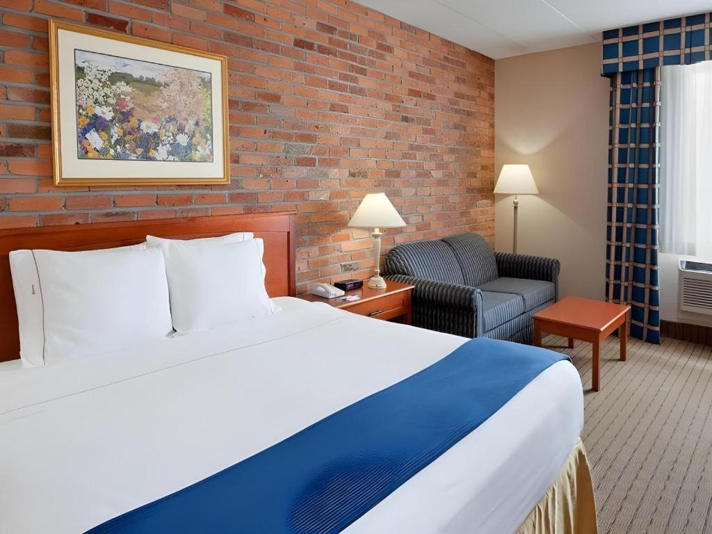 Holiday Inn Express Toronto East - Scarborough By Ihg Dış mekan fotoğraf