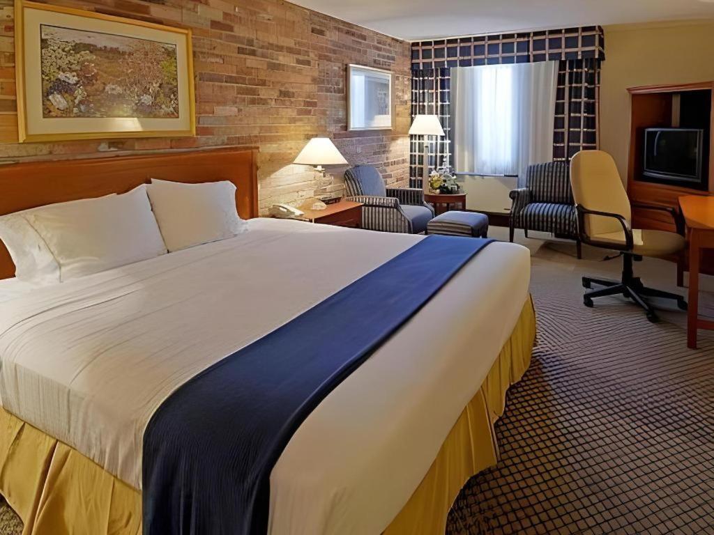Holiday Inn Express Toronto East - Scarborough By Ihg Dış mekan fotoğraf