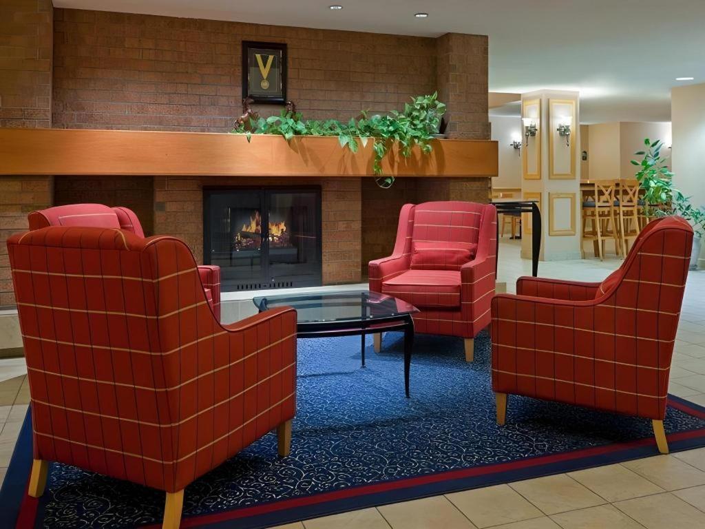 Holiday Inn Express Toronto East - Scarborough By Ihg Dış mekan fotoğraf